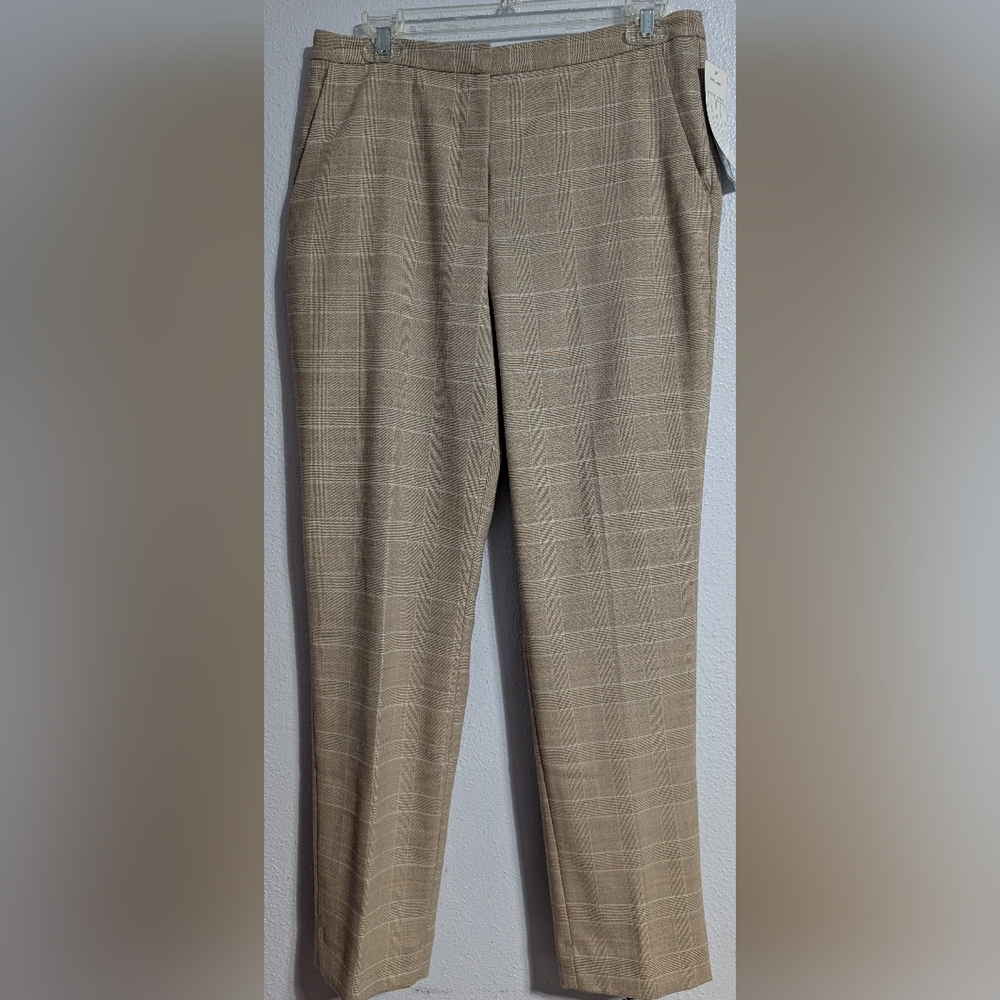 Antonio Melani Women's Classic Plaid Dress Pants in Beige